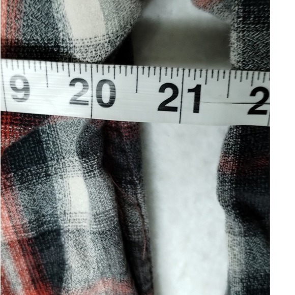 Volcom Workwear Flannel Shirt Mens Medium Plaid Button Up‎ Long Sleeve - Picture 9 of 14